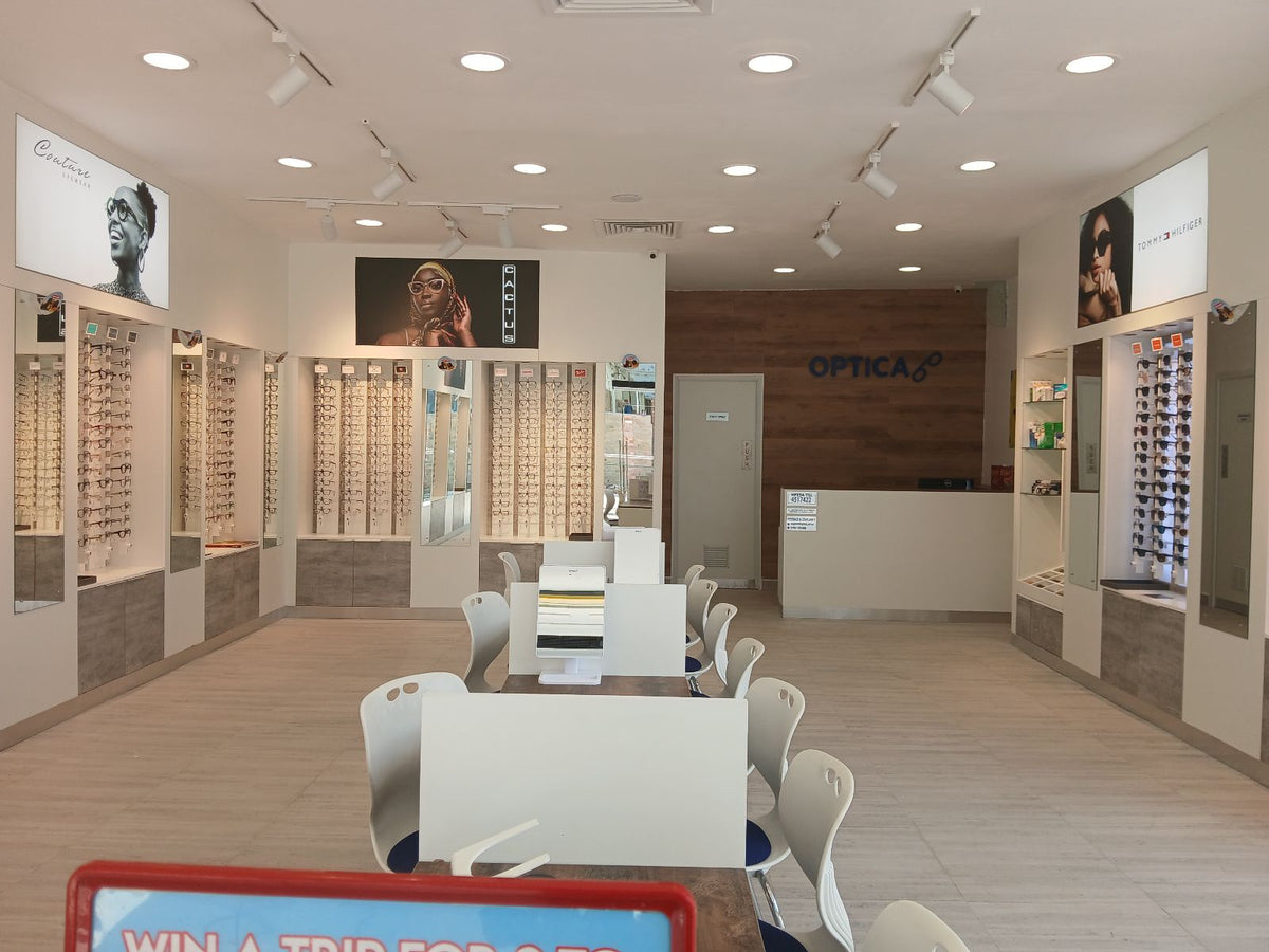 Optica -Runda Mall, Runda