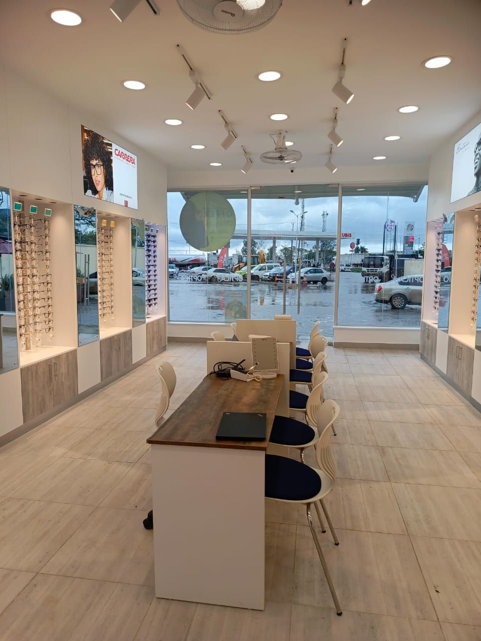 Optica - Opticians in Kenol
